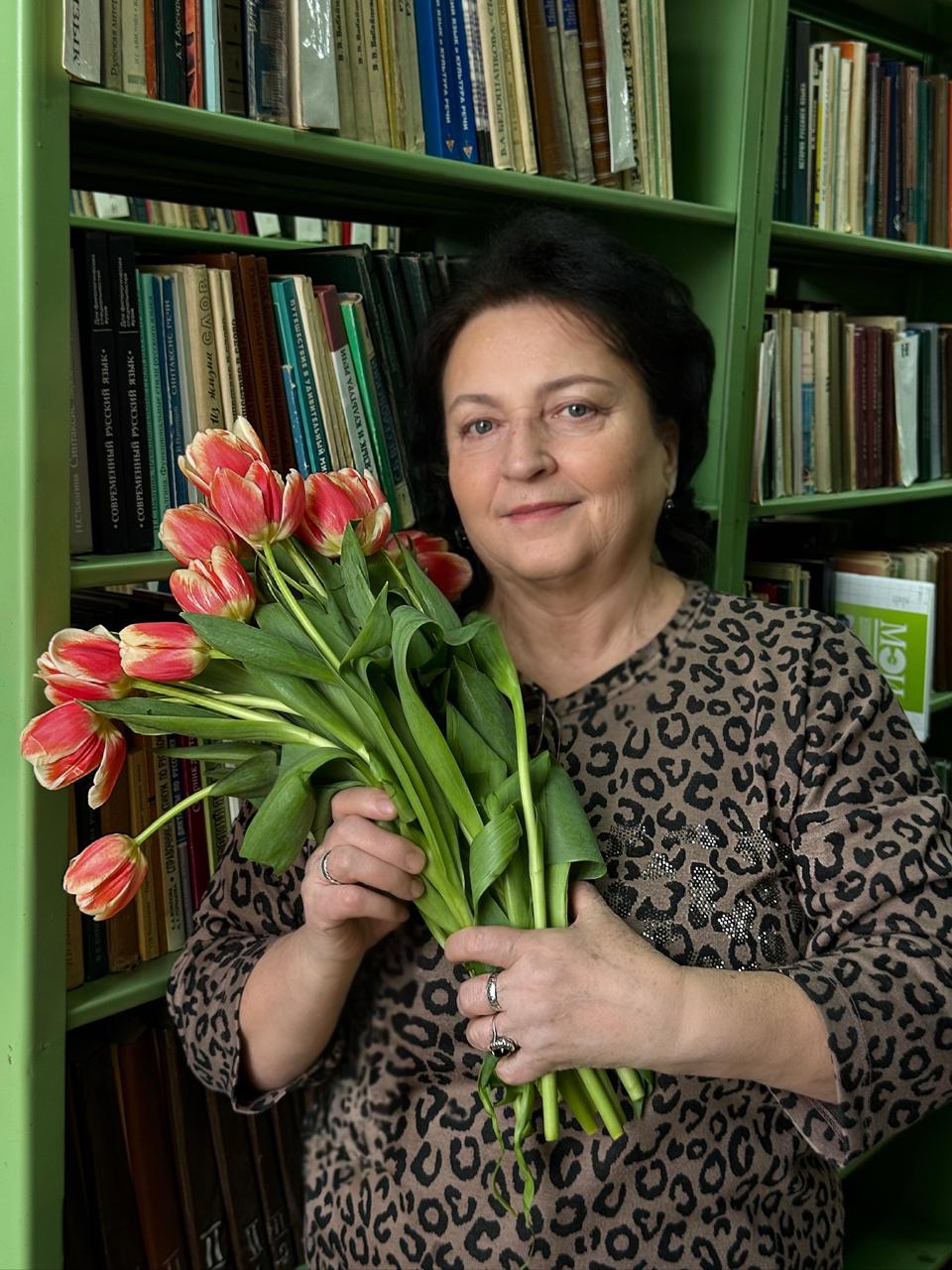 Устинова Татьяна Алексеевна