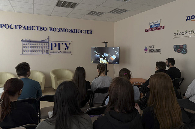 Кинопоказ документального кино Кинопоказ документального кино