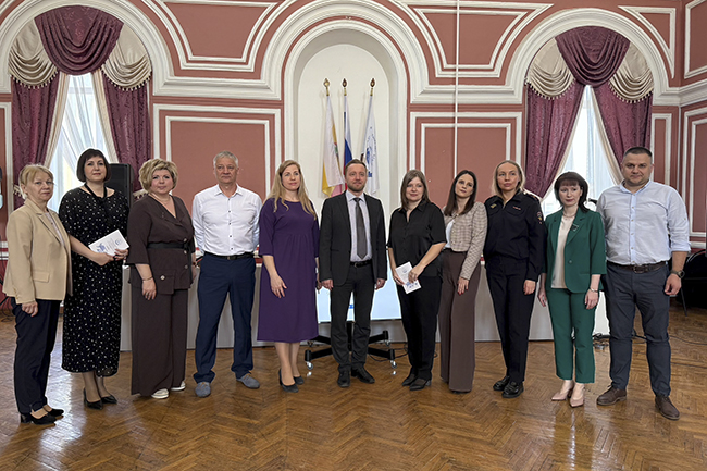 PR-форум «Реклама и PR: пространство современной коммуникации» PR-форум «Реклама и PR: пространство современной коммуникации»